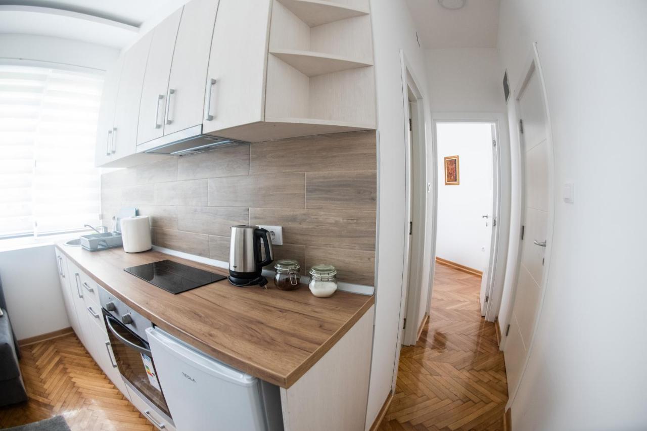 Apartman Tea 3 Βελιγράδι Εξωτερικό φωτογραφία