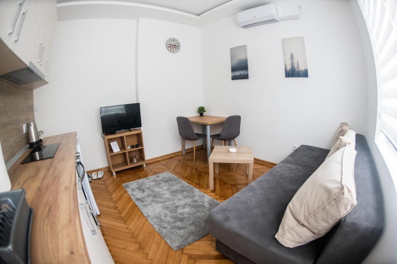 Apartman Tea 3 Βελιγράδι Εξωτερικό φωτογραφία